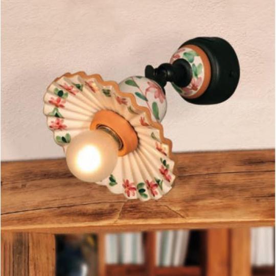 spot lampa mediterran kezzel festett szines viragos nyaralo rusztikus toszkan hangulatu olasz vilagitas falikar fali lampa felujitas balaton imas firenze.jpg